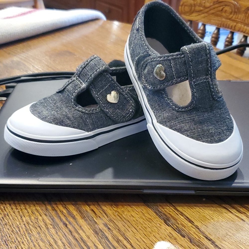 Vans Leena Toddler Shoes Size 8